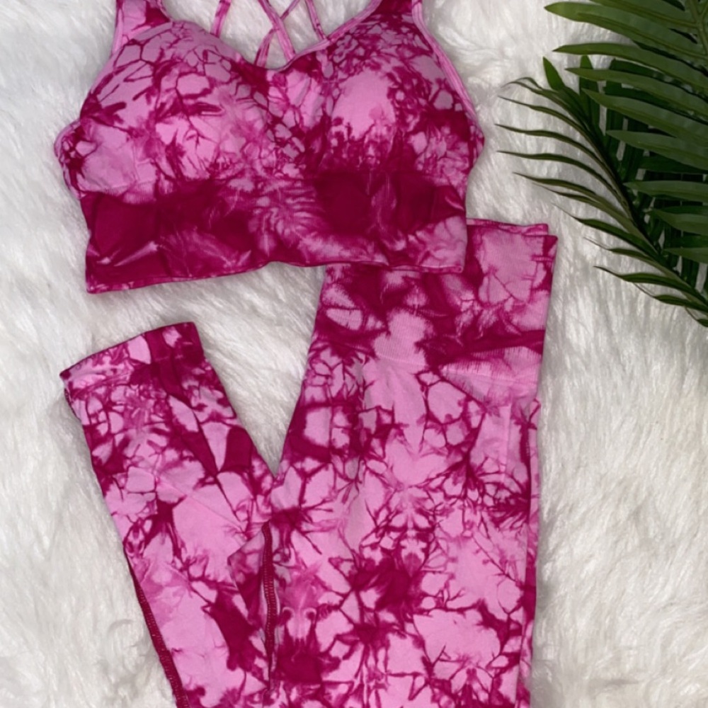 Active wear pants set